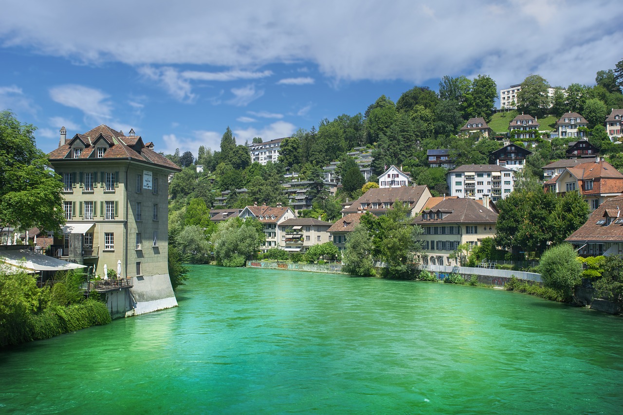 【永世中立国とは？】スイスのすごさを5分でご説明します
